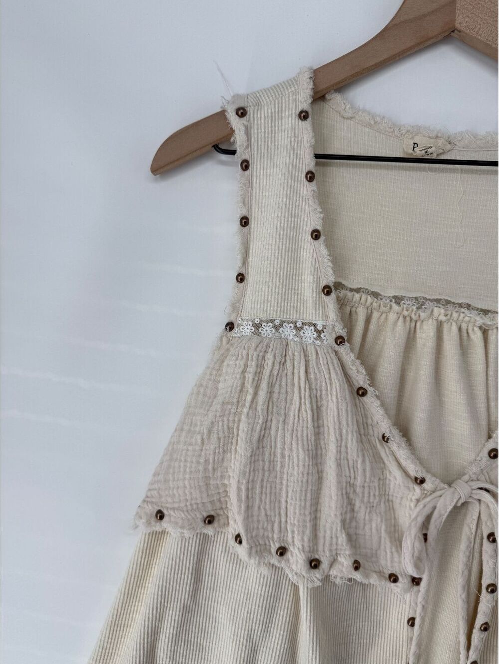POL Boho Babydoll Tank Top Small Cream Gauze Ribbed Studded Cottagecore - Picture 2 of 5